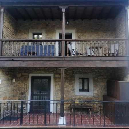 Casa Rural Apartamentos Angel Inguanzo Arenas De Cabrales Exteriér fotografie