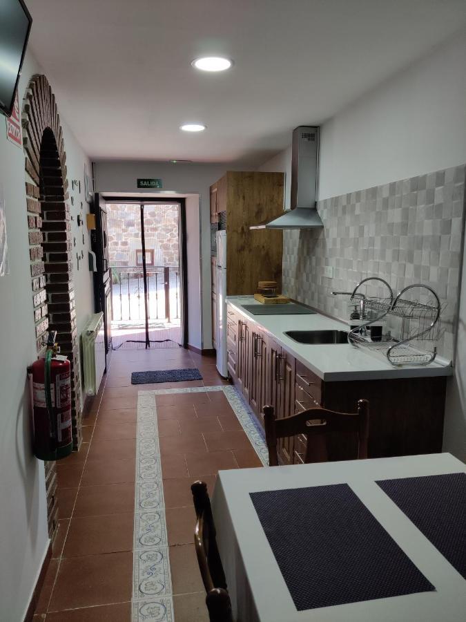 Casa Rural Apartamentos Angel Inguanzo Arenas De Cabrales Exteriér fotografie